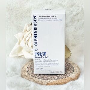New with tags OLEHENRIKSEN TRANSFORM PLUS PHAT GLOW FACIAL MASK w/PHAs & Nordic